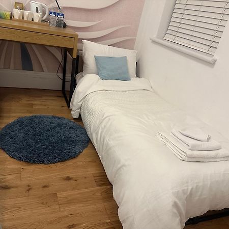 Rosie Cosy House Cricklewood Hotell London Eksteriør bilde