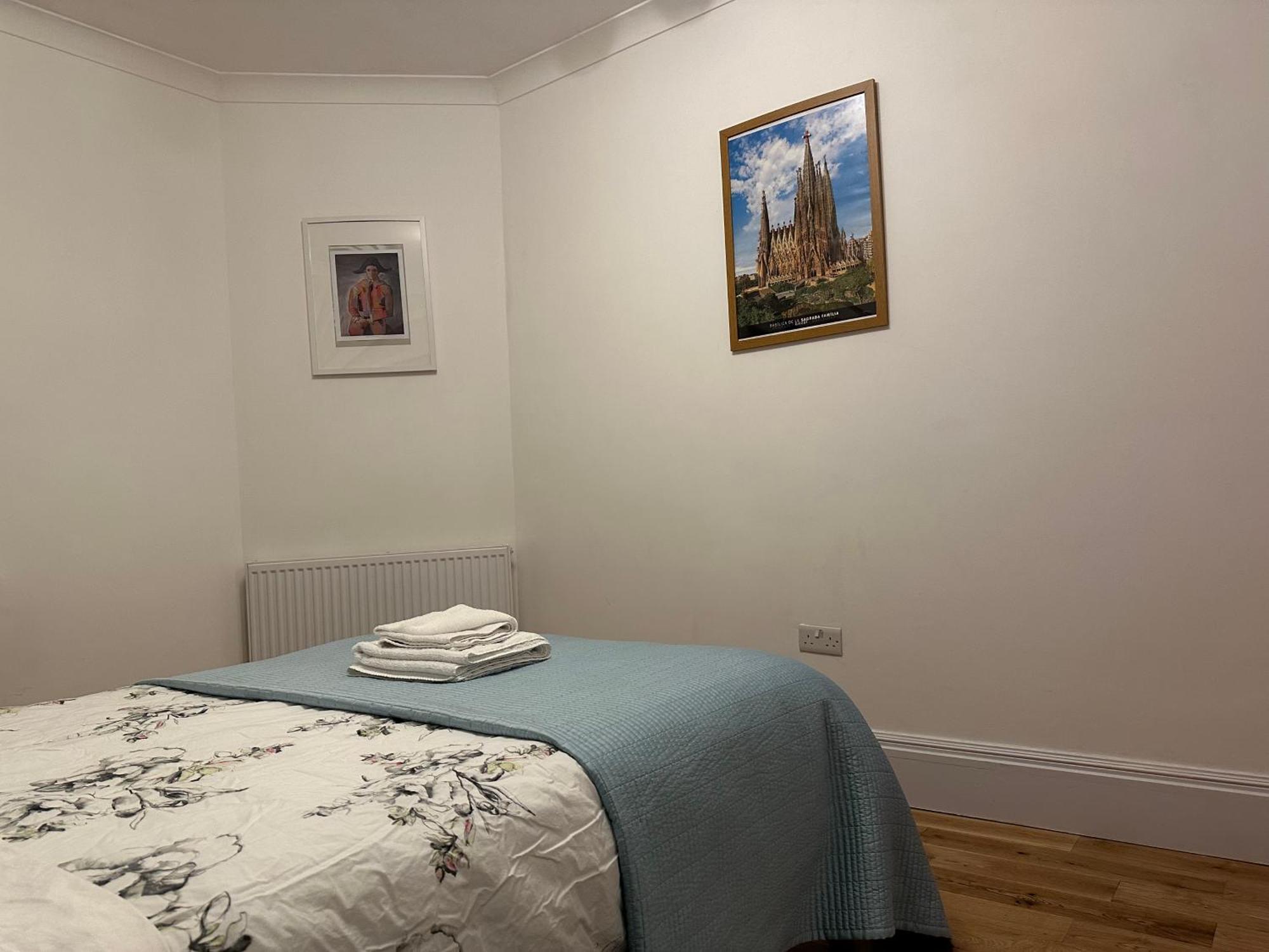 Rosie Cosy House Cricklewood Hotell London Eksteriør bilde